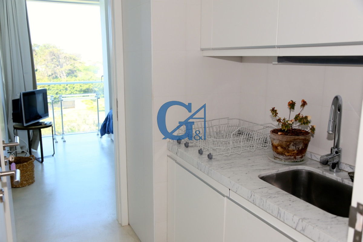 Apartamento ID.1565 - Playa Brava. Elegancia y Confort a Pasos del Mar