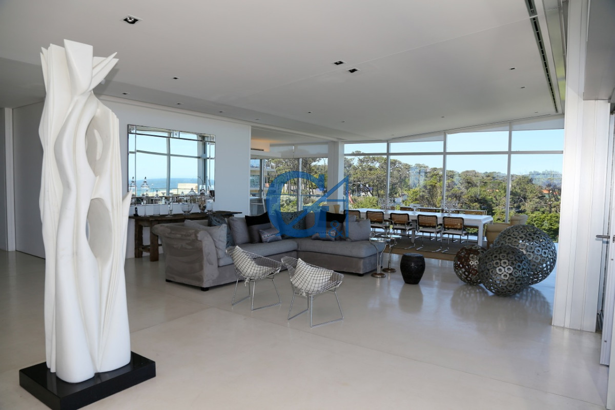 Apartamento ID.1565 - Playa Brava. Elegancia y Confort a Pasos del Mar