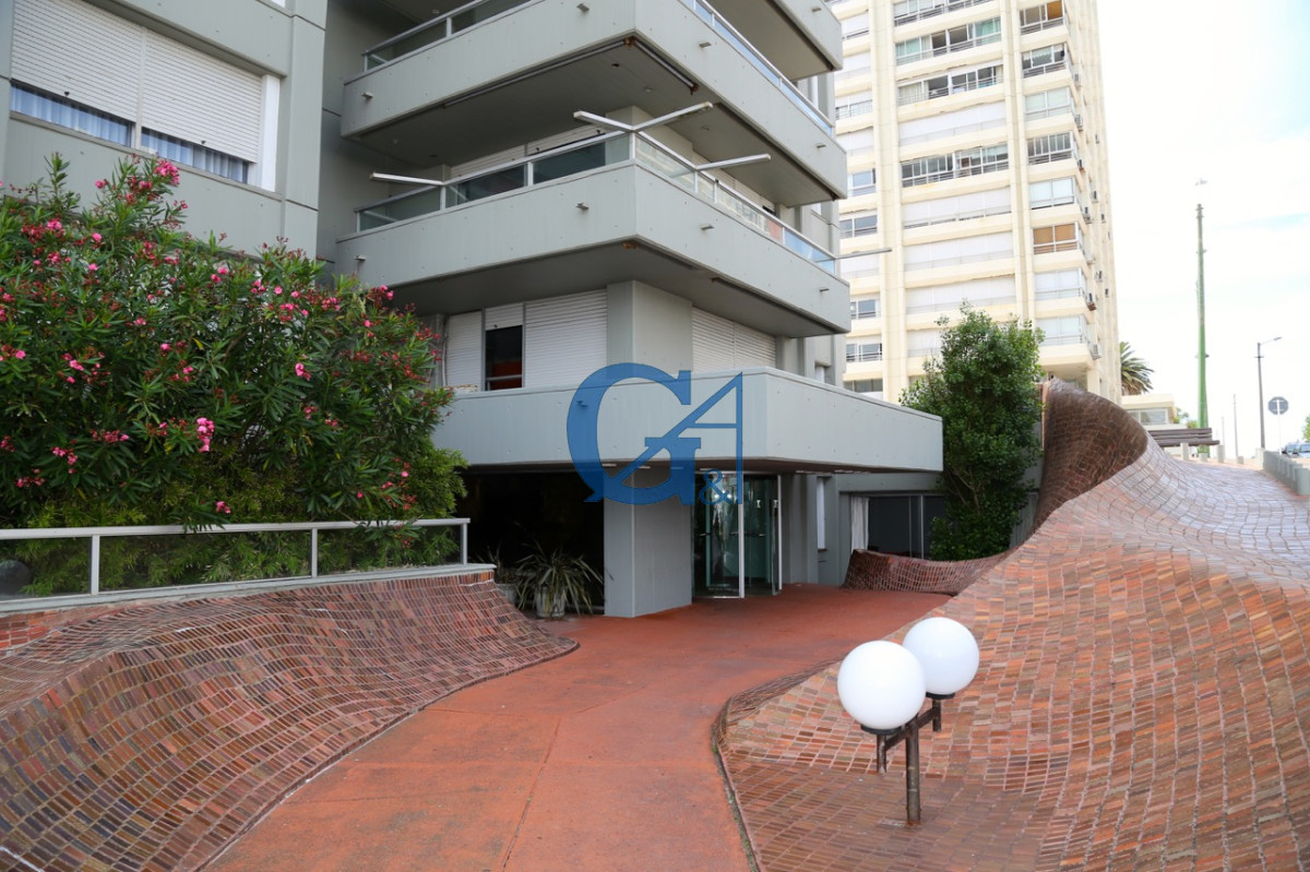 Apartamento ID.1770 - Apartamento en Punta del Este, Puerto
