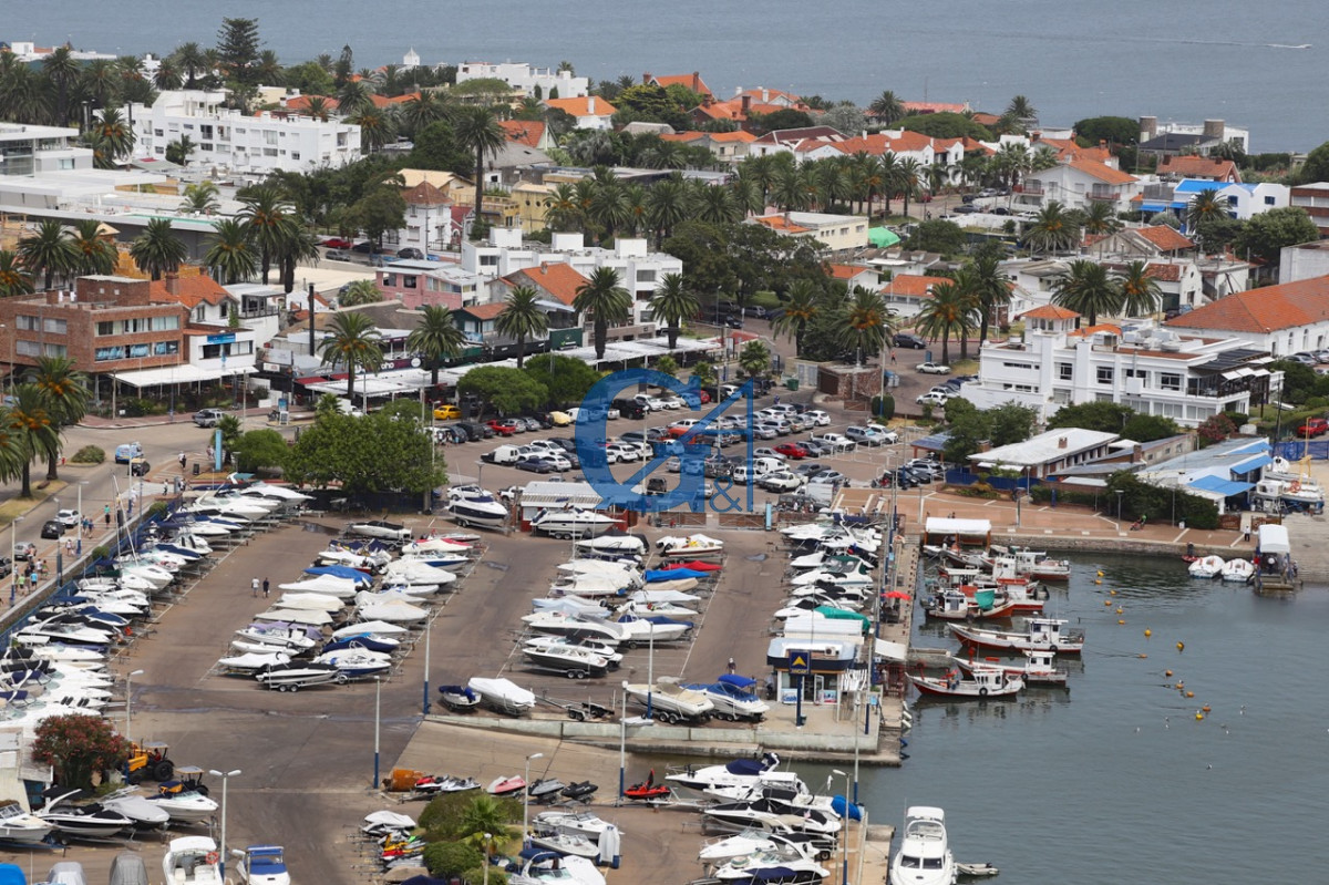 Apartamento ID.1770 - Apartamento en Punta del Este, Puerto