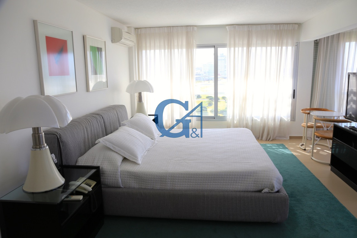 Apartamento ID.1917 - Apartamento en Punta del Este, Península