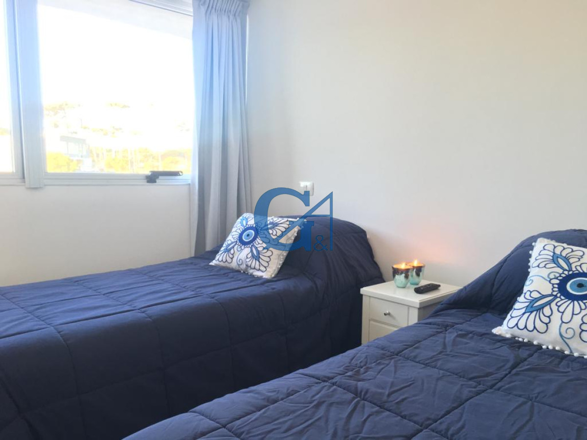 Apartamento ID.2036 - Edificio moderno con servicios y frente al mar