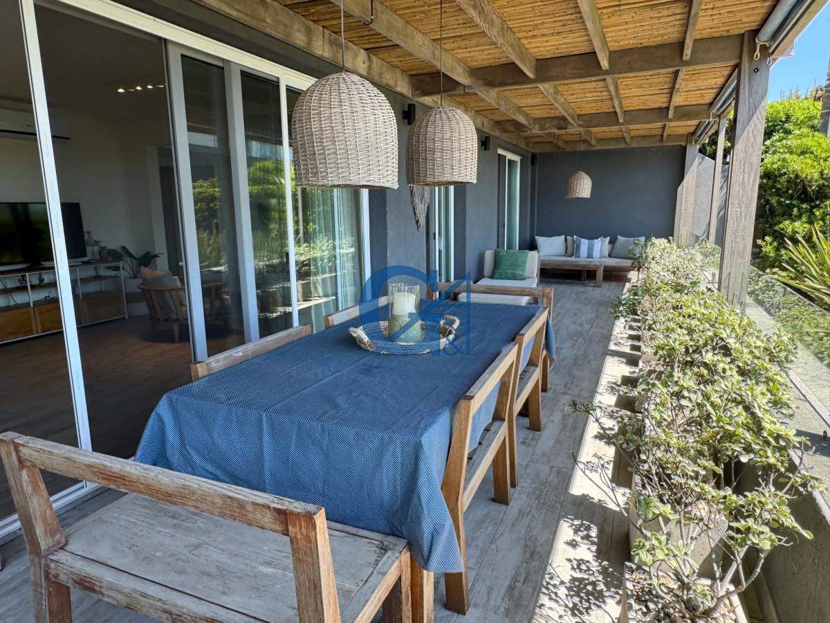 Apartamento ID.2096 - Apartamento moderno sobre playa Montoya