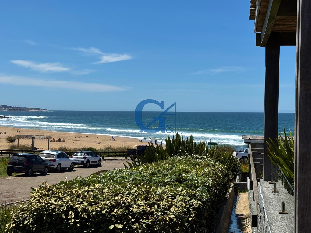 Apartamento ID.2096 - Apartamento moderno sobre playa Montoya