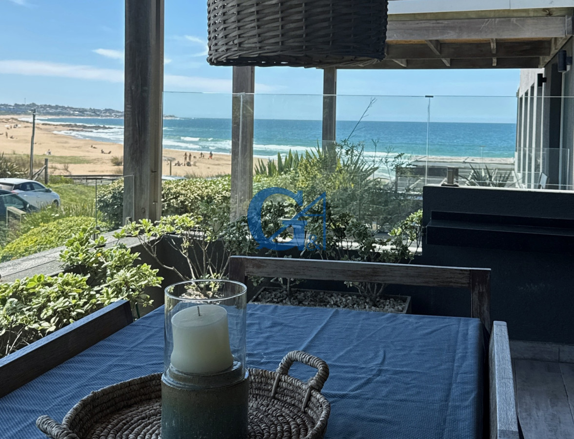 Apartamento ID.2096 - Apartamento moderno sobre playa Montoya