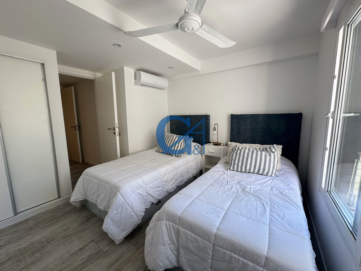 Apartamento ID.2096 - Apartamento moderno sobre playa Montoya