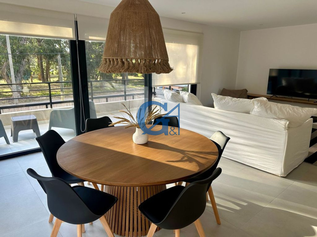 Apartamento ID.15718 - Tu Refugio Perfecto en La Barra: Un Apartamento para Disfrutar Todo el Año