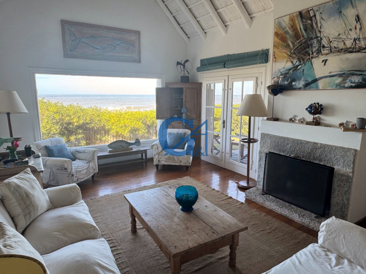 Casa ID.794 - Frente al mar en el corazón de La Barra