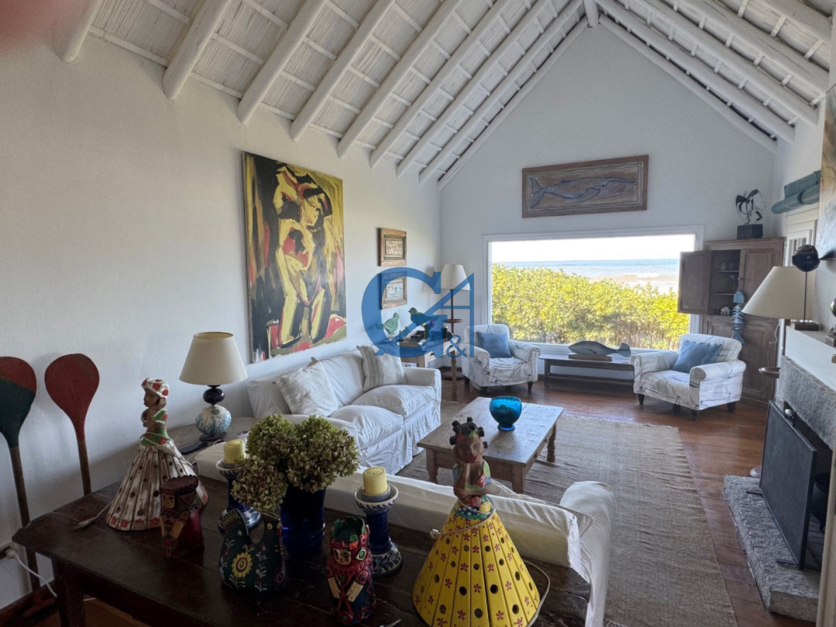 Casa ID.794 - Frente al mar en el corazón de La Barra