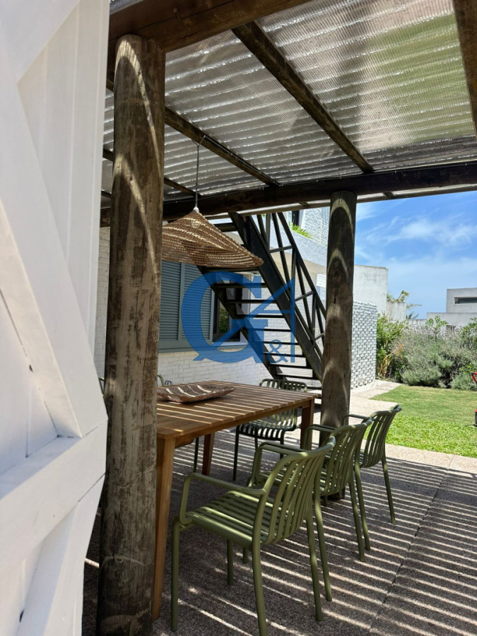 Casa ID.651 - Casa impecable, recién reciclada a nuevo, ubicada en el corazón de La Barra