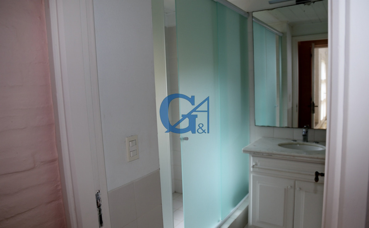 Casa ID.15714 - Descubre la esencia de la vida costera en esta espectacular casa en Punta Piedras