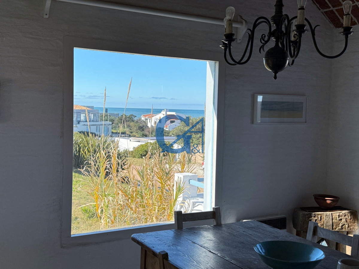 Casa ID.288 - Elegancia y Comodidad a Pasos del Mar