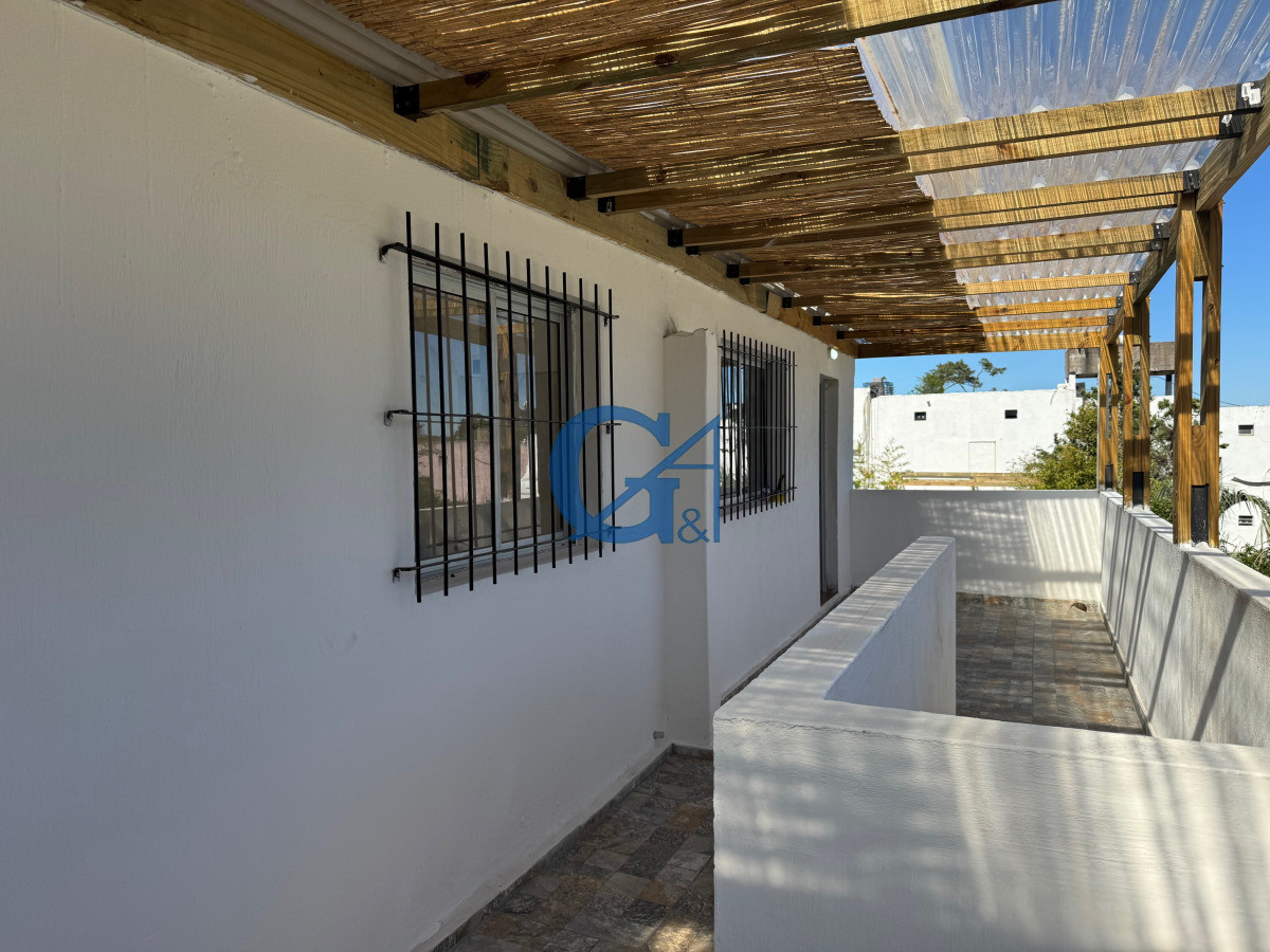 Casa ID.2040 - Cuatro apartamentos en el corazón de La Barra