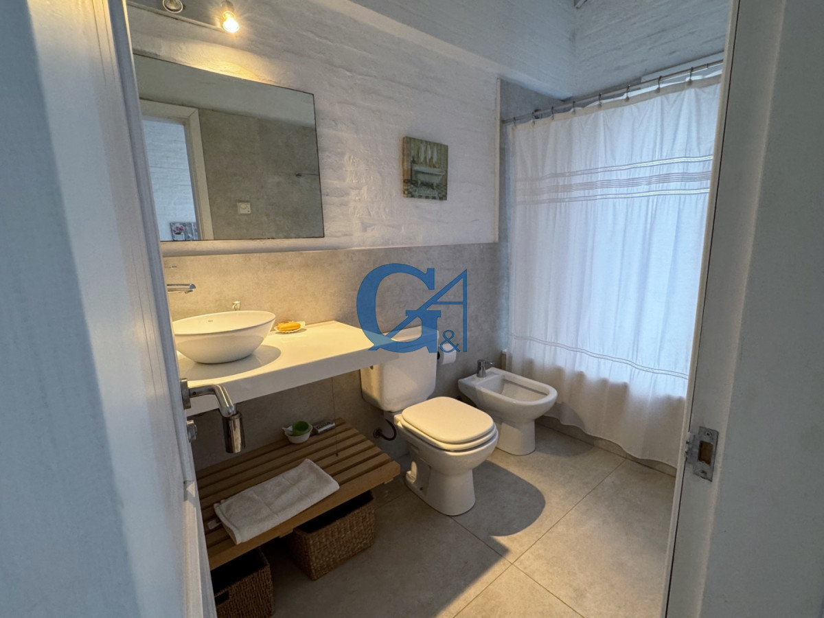 Casa ID.1378 - Elegancia y Confort a Pasos del Mar