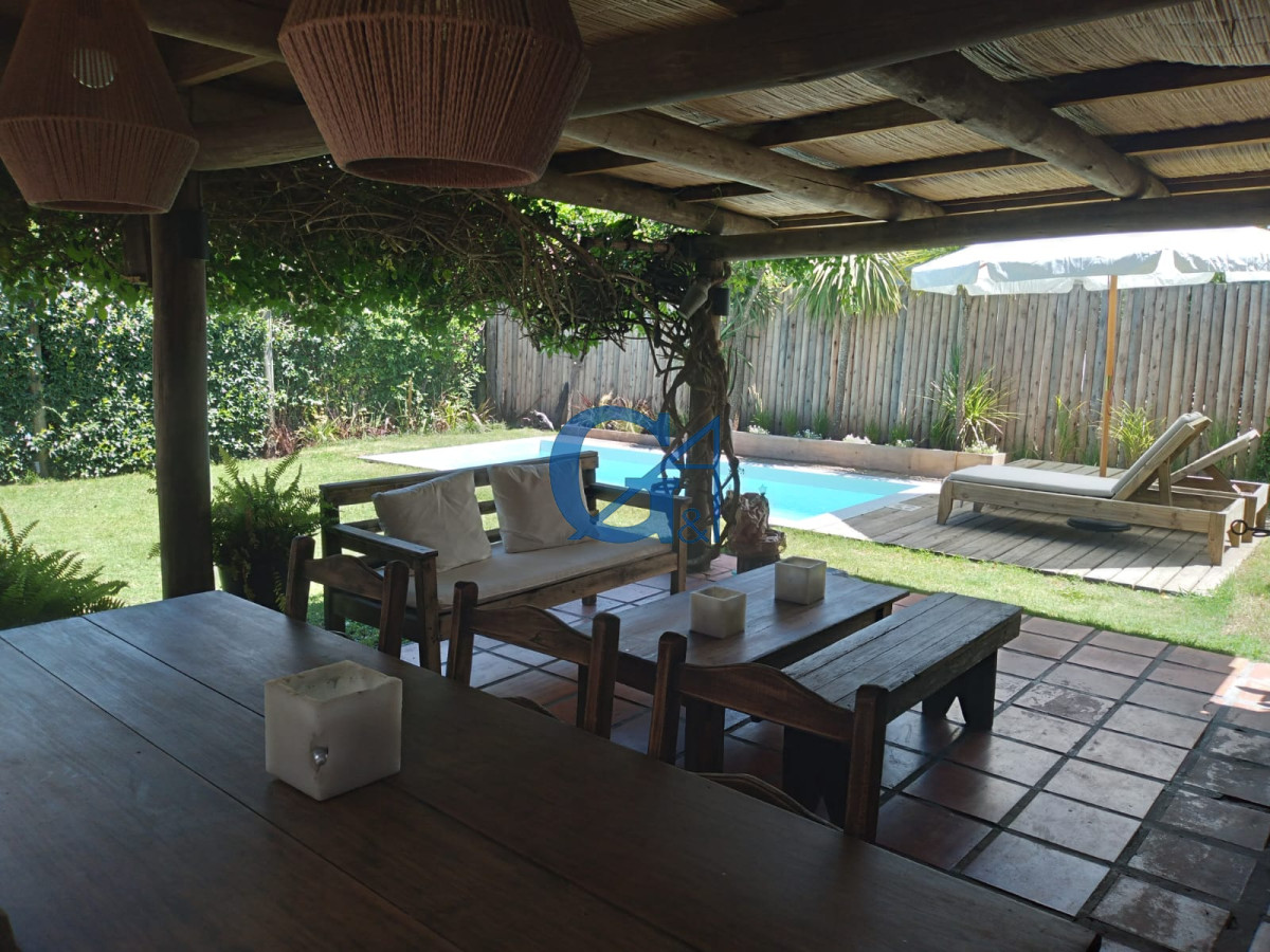 Casa ID.1161 - La Barra: Casa a Pasos del Mar