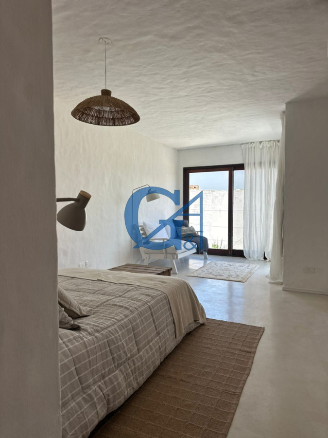 Casa ID.651 - Casa impecable, recién reciclada a nuevo, ubicada en el corazón de La Barra