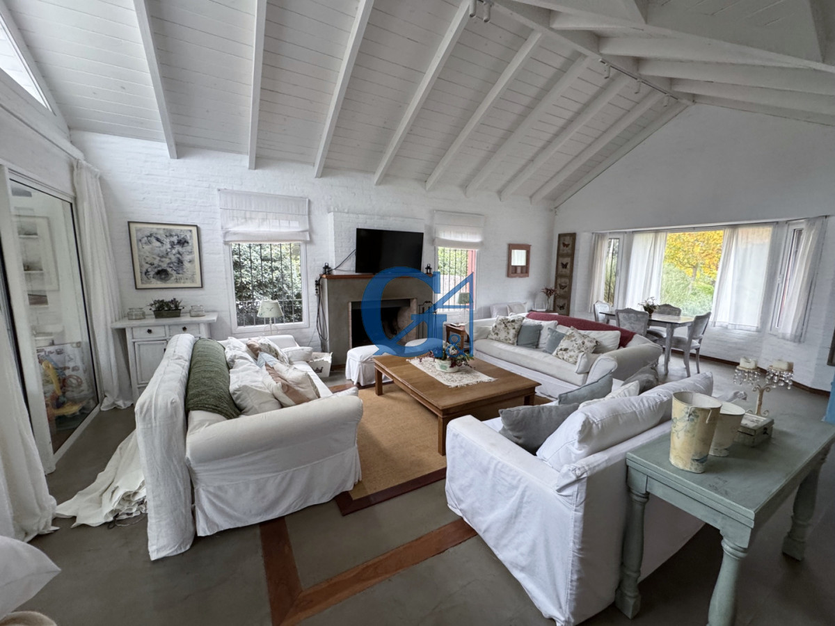 Casa ID.1378 - Elegancia y Confort a Pasos del Mar