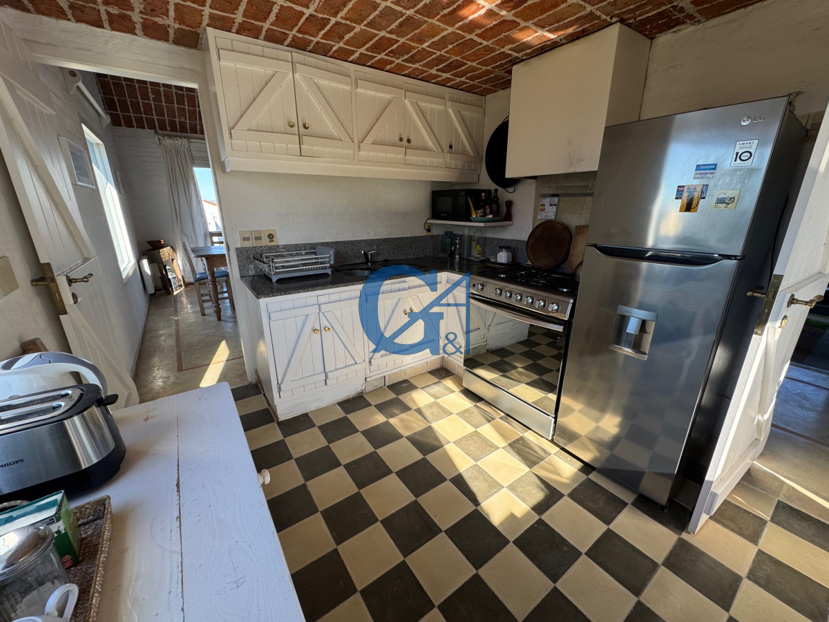 Casa ID.288 - Elegancia y Comodidad a Pasos del Mar