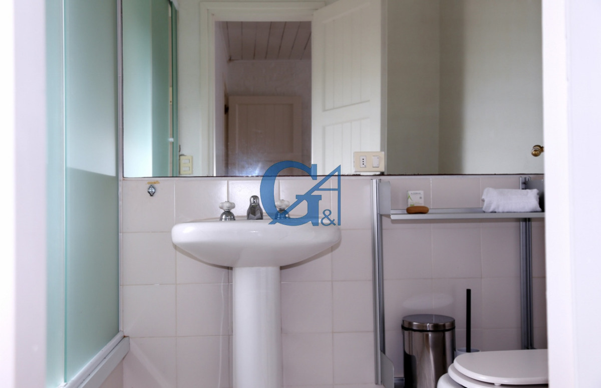 Casa ID.15714 - Descubre la esencia de la vida costera en esta espectacular casa en Punta Piedras