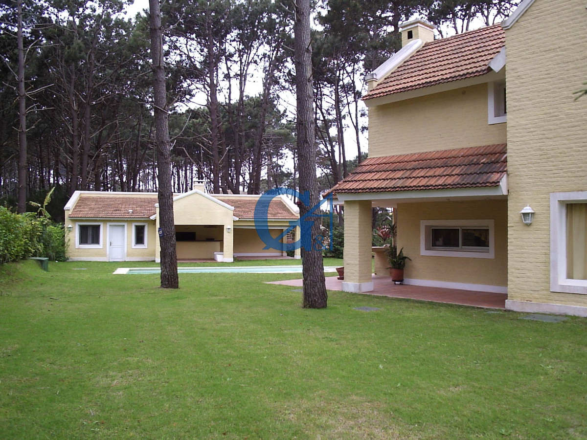 Casa ID.171 - Casa en La Barra, Montoya