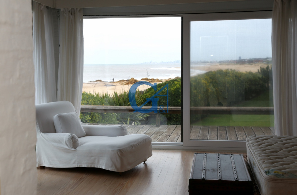 Casa ID.15714 - Descubre la esencia de la vida costera en esta espectacular casa en Punta Piedras