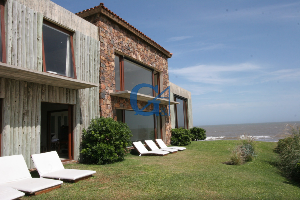 Casa ID.1040 - Casa en La Barra, La Barra