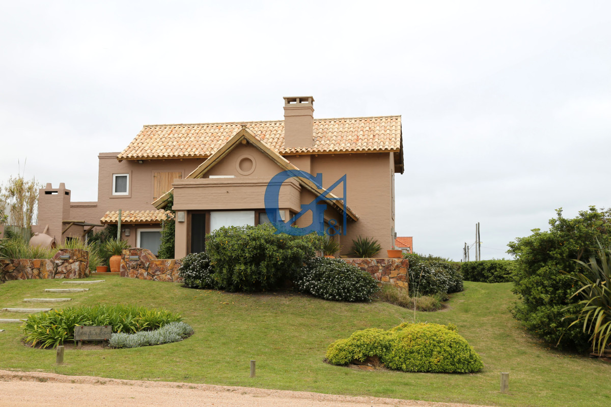 Casa ID.1215 - Casa a Pasos del Mar