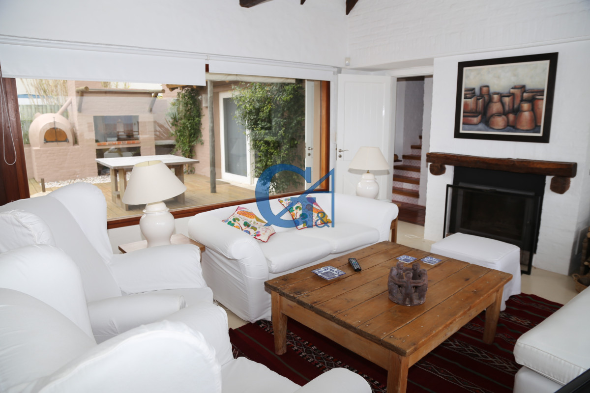 Casa ID.1215 - Casa a Pasos del Mar