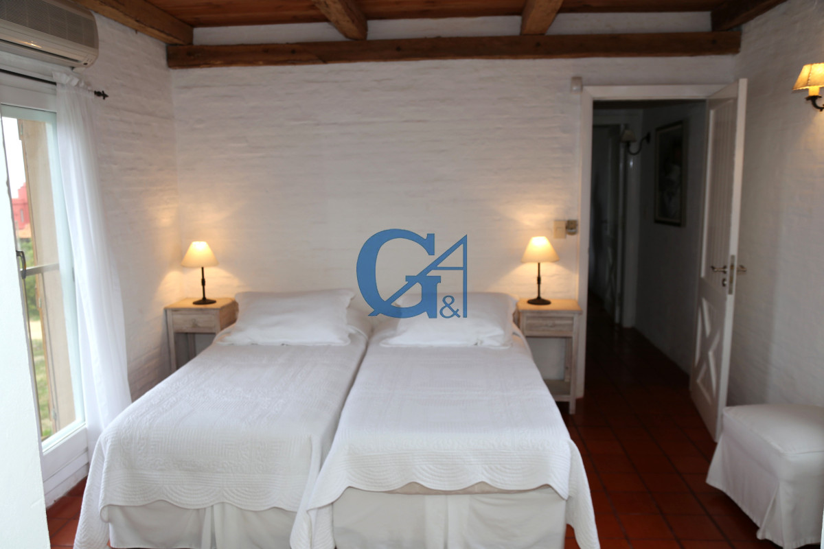 Casa ID.1215 - Casa a Pasos del Mar