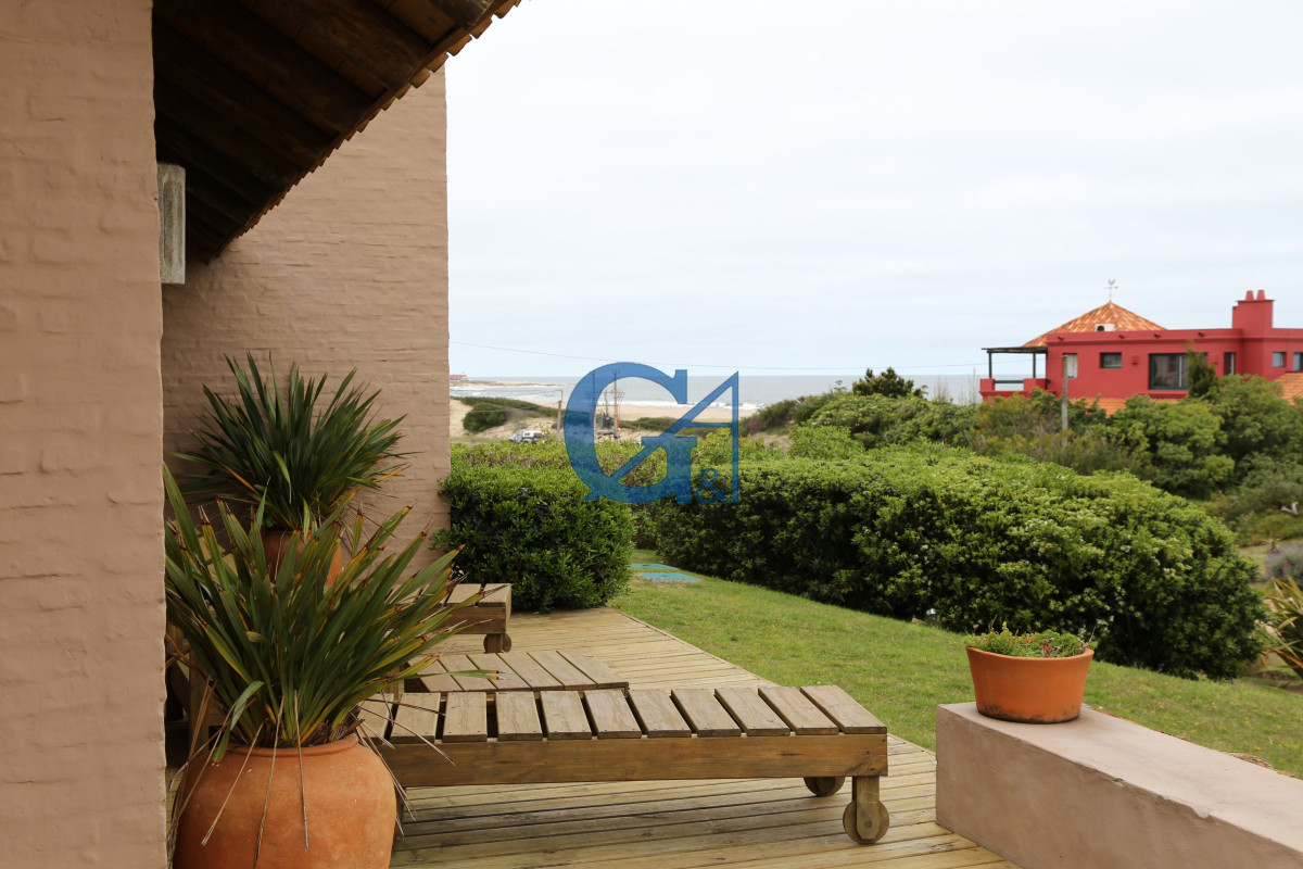 Casa ID.1215 - Casa a Pasos del Mar