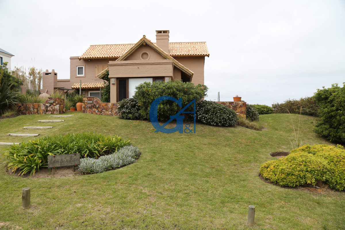 Casa ID.1215 - Casa a Pasos del Mar