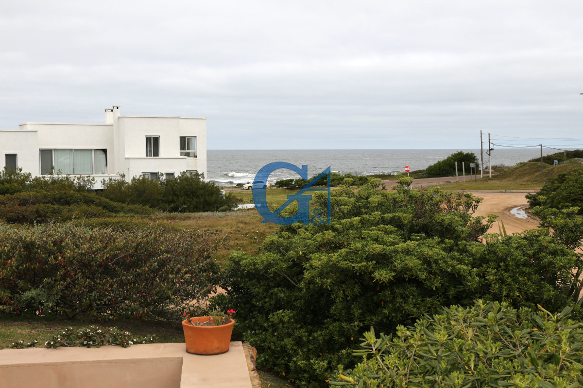 Casa ID.1215 - Casa a Pasos del Mar