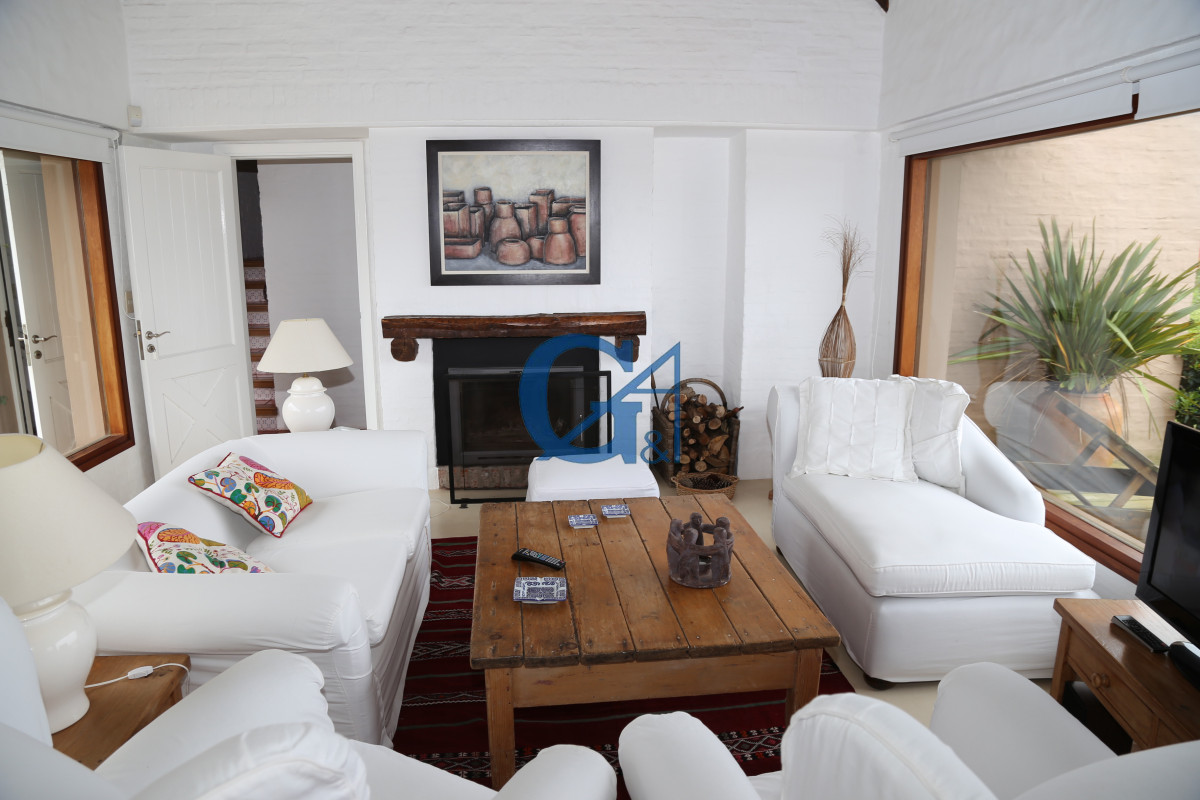 Casa ID.1215 - Casa a Pasos del Mar