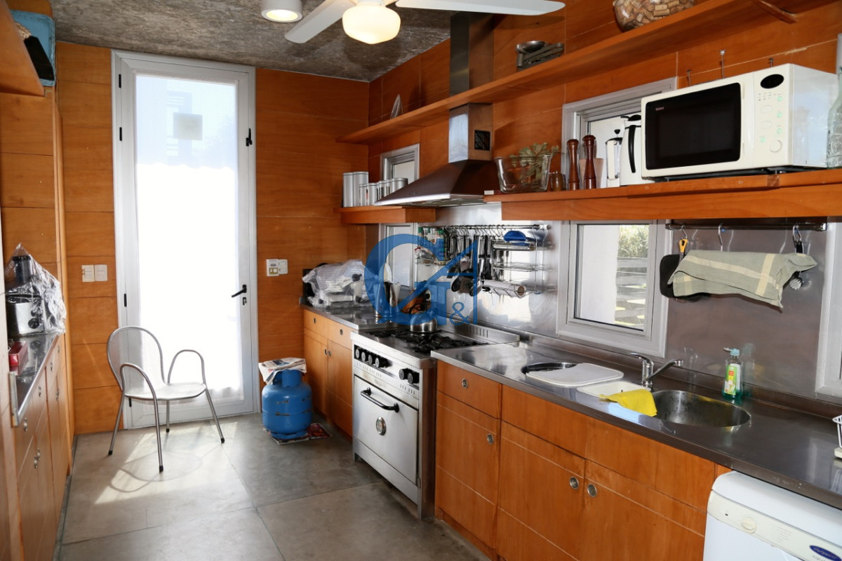 Casa ID.1228 - La Barra: Espacio y Confort para Disfrutar