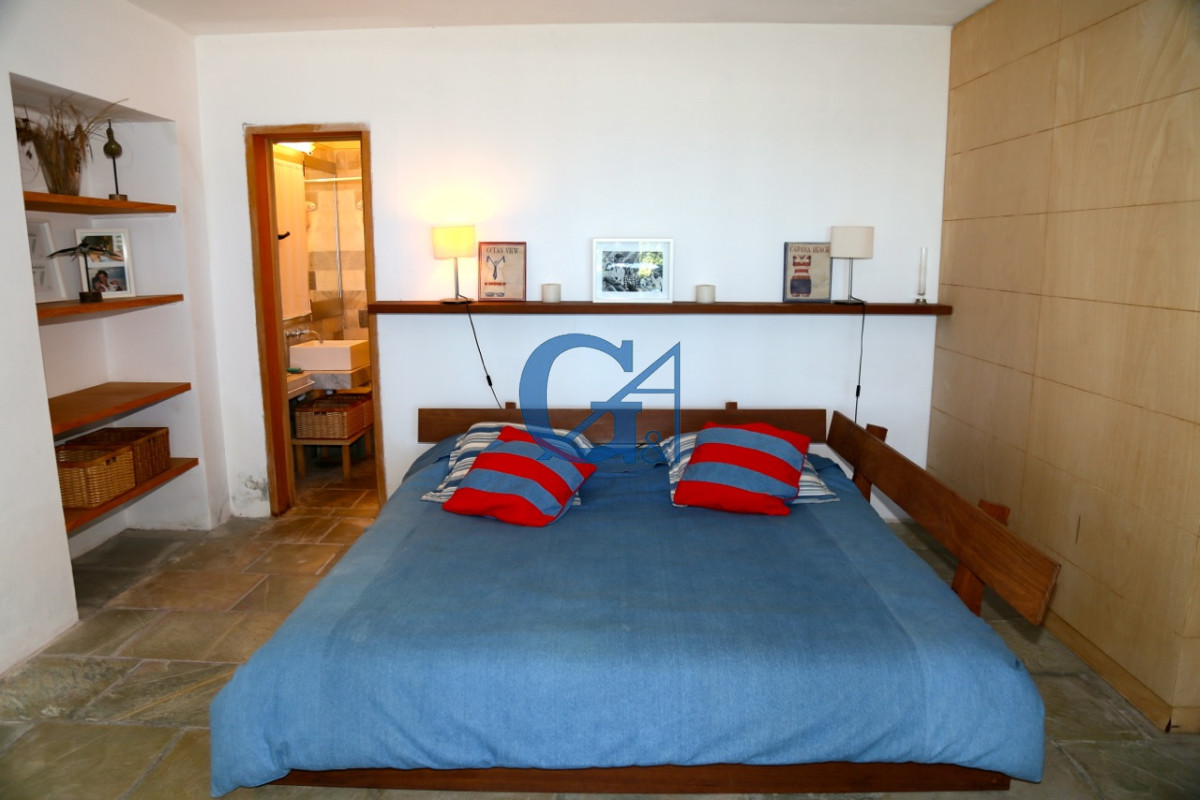 Casa ID.1228 - La Barra: Espacio y Confort para Disfrutar