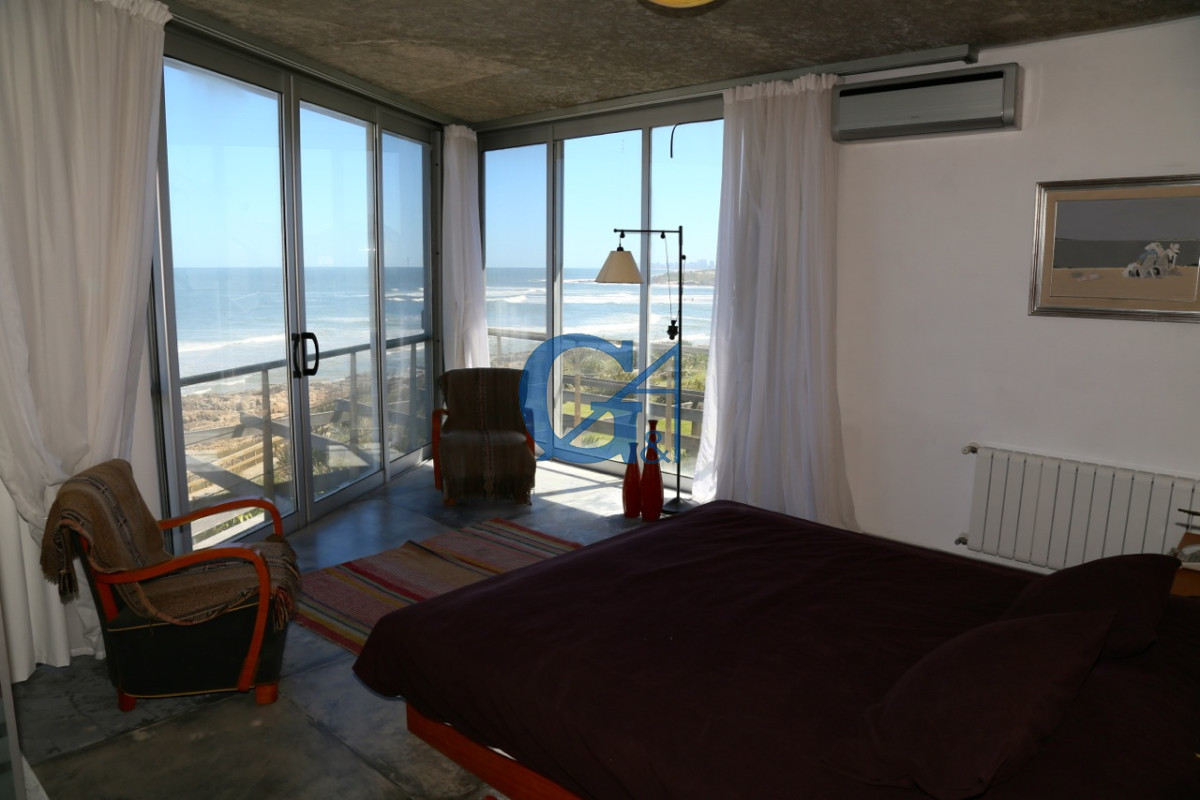 Casa ID.1228 - La Barra: Espacio y Confort para Disfrutar