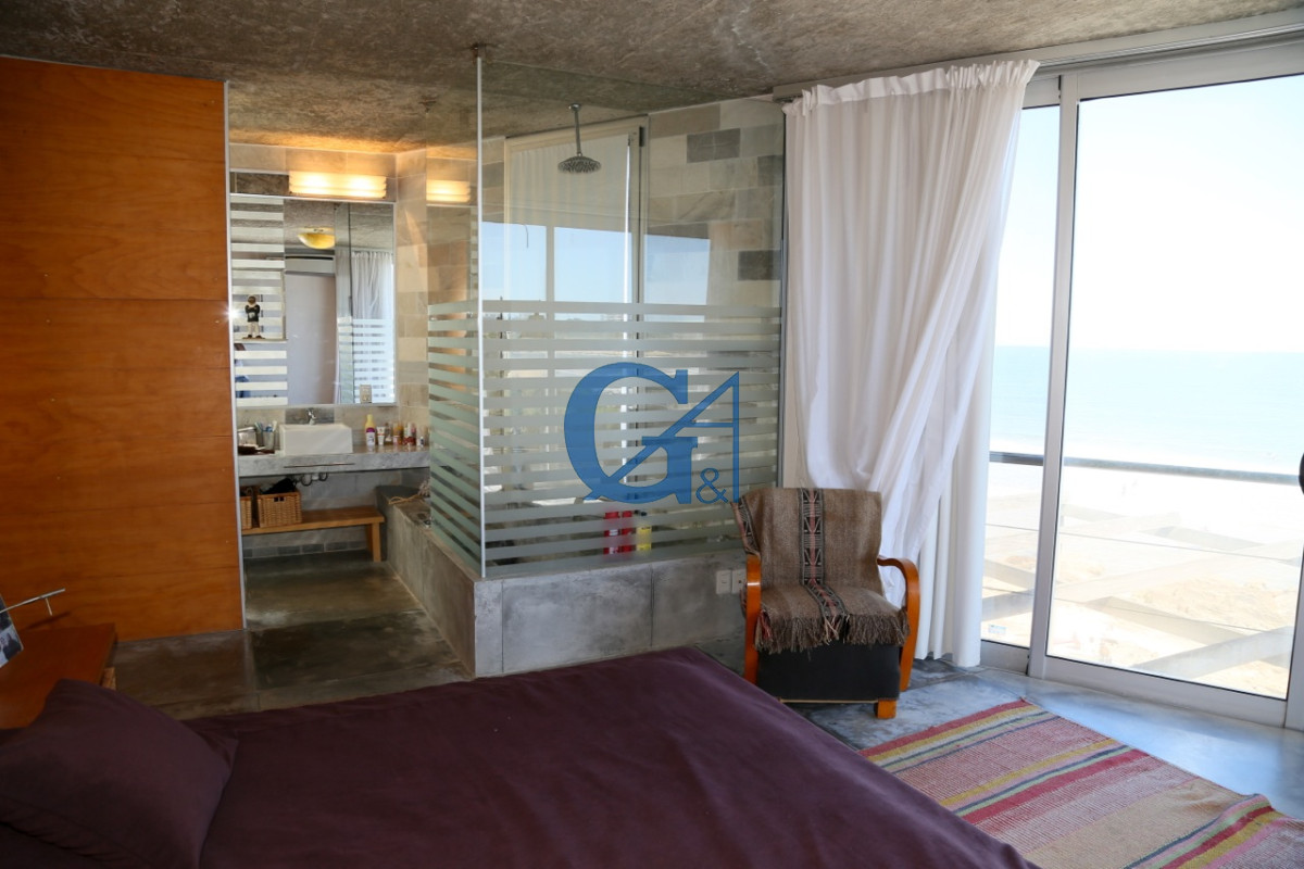 Casa ID.1228 - La Barra: Espacio y Confort para Disfrutar