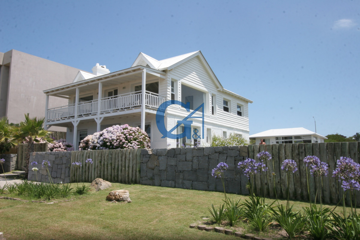 Casa ID.1318 - Casa de diseño a metros del mar