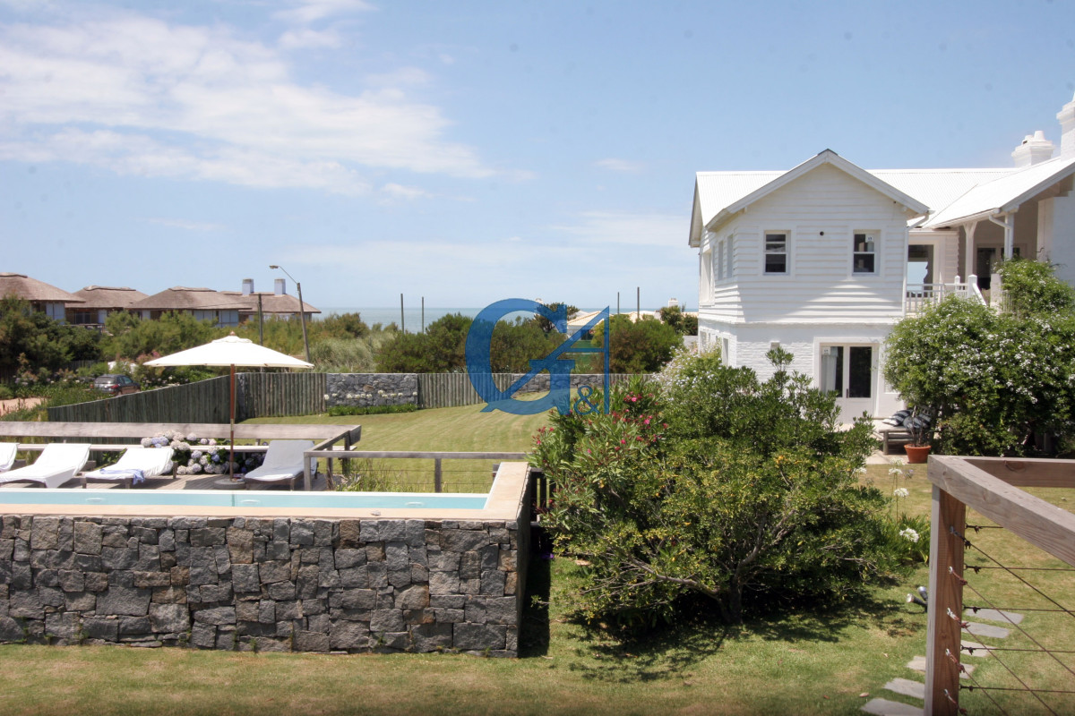 Casa ID.1318 - Casa de diseño a metros del mar
