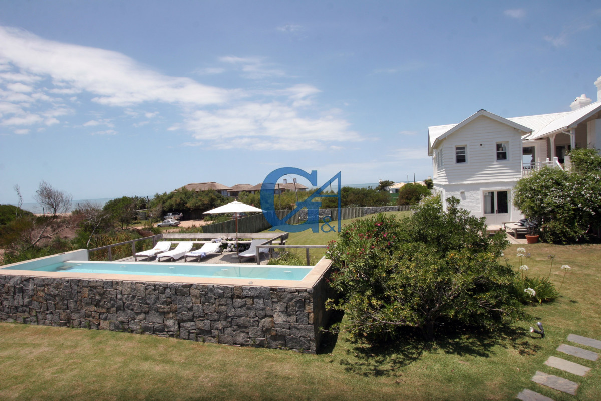 Casa ID.1318 - Casa de diseño a metros del mar