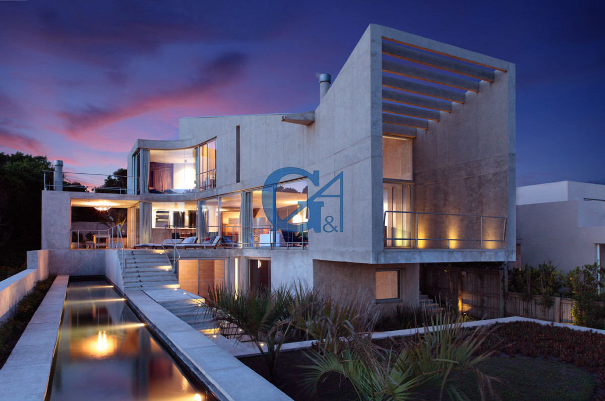 Casa ID.1479 - Casa en Manantiales, Punta Piedras