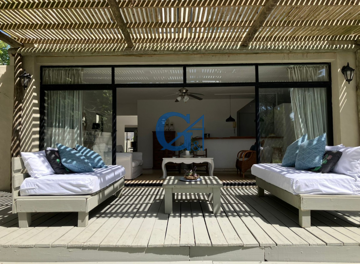 Casa ID.161 - Montoya, casa cómoda y canchera