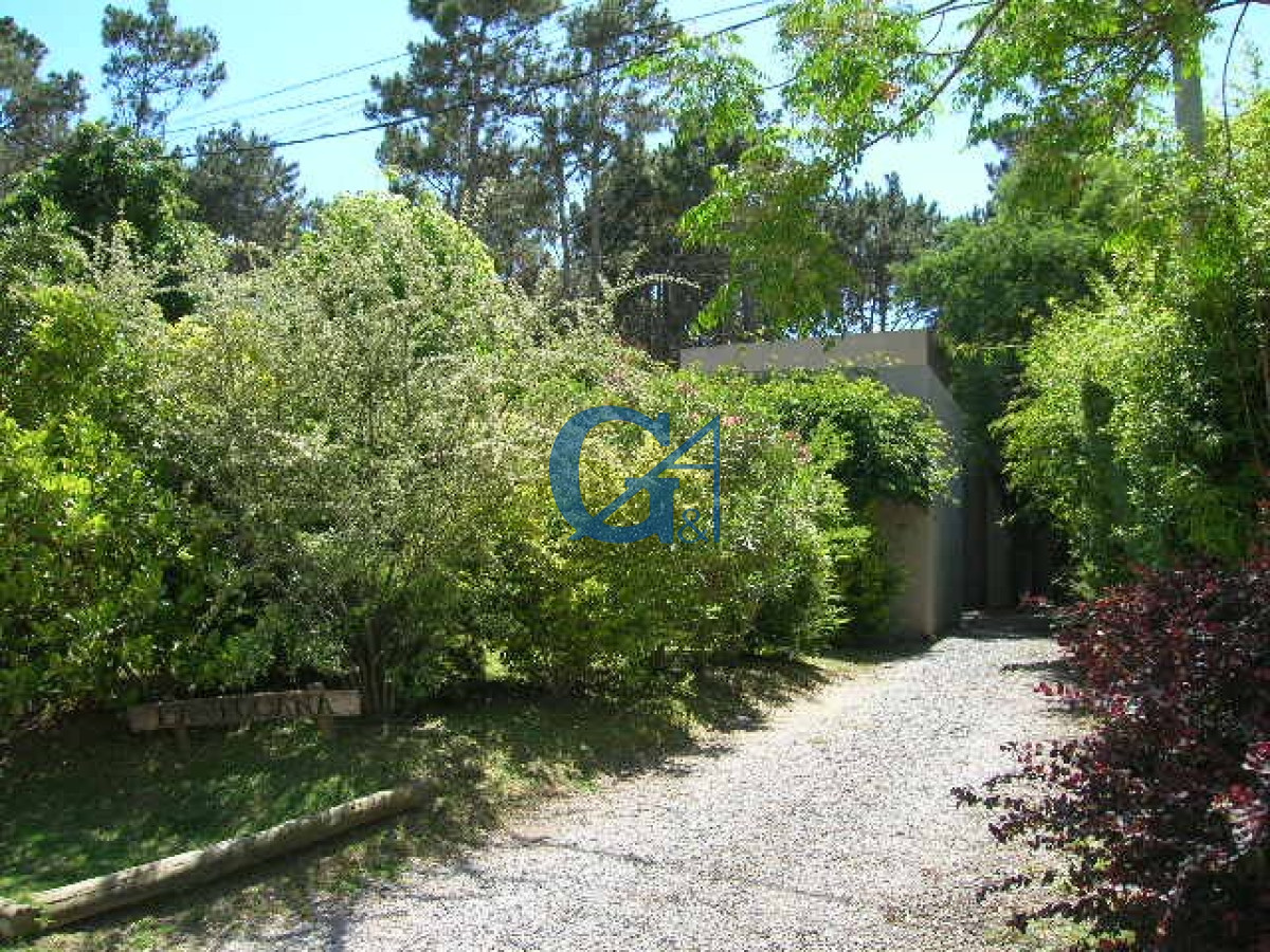 Casa ID.161 - Montoya, casa cómoda y canchera