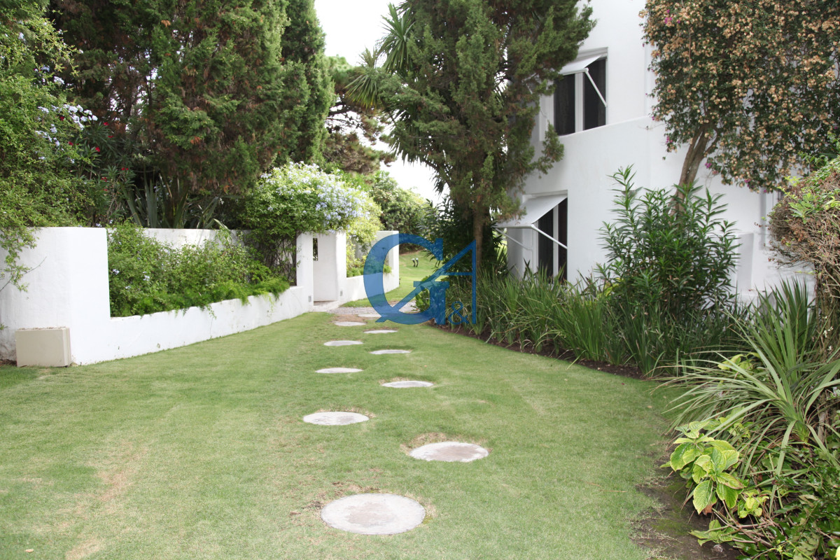 Casa ID.1703 - Casa en La Barra, La Barra