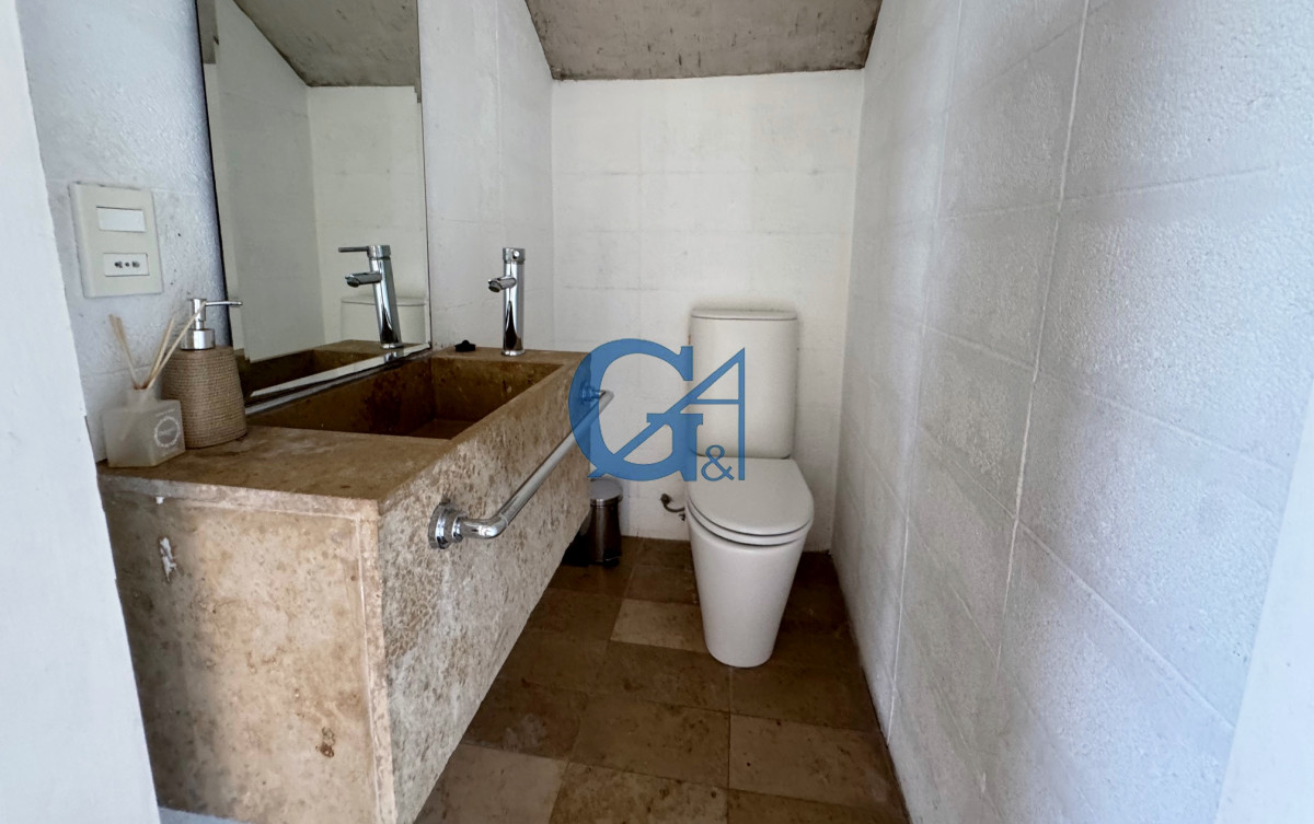 Casa ID.1749 - Casa en Manantiales, Punta Piedras