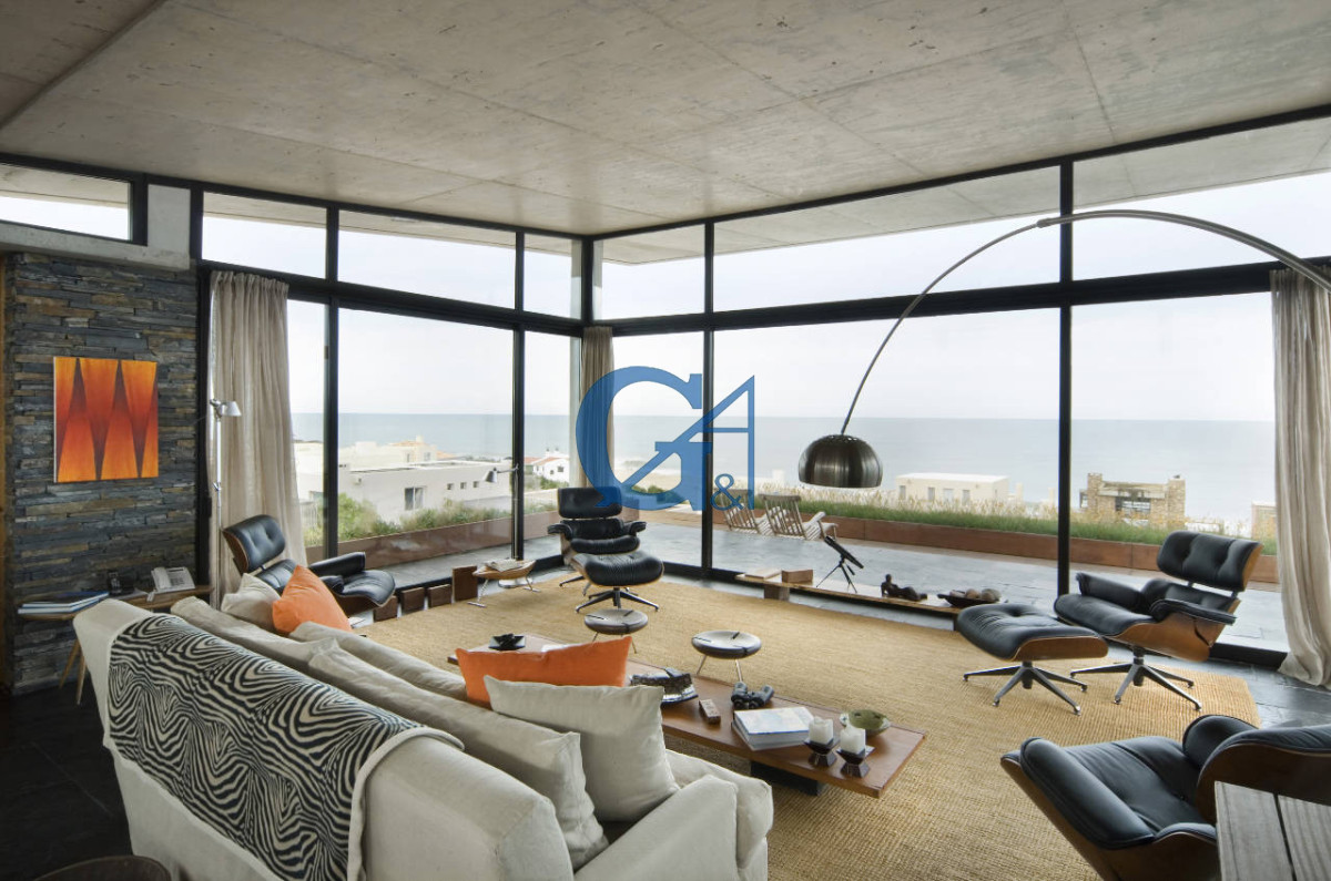 Casa ID.1949 - Casa en Manantiales, Punta Piedras