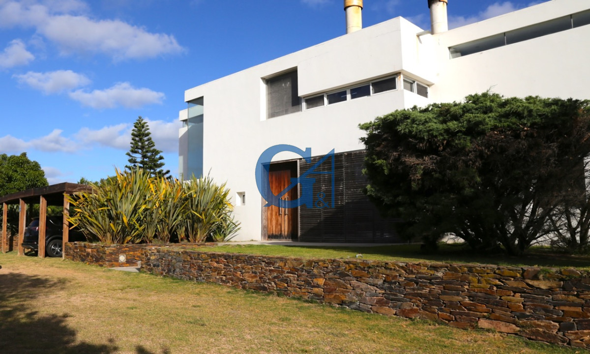 Casa ID.1989 - Casa en Manantiales, Punta Piedras