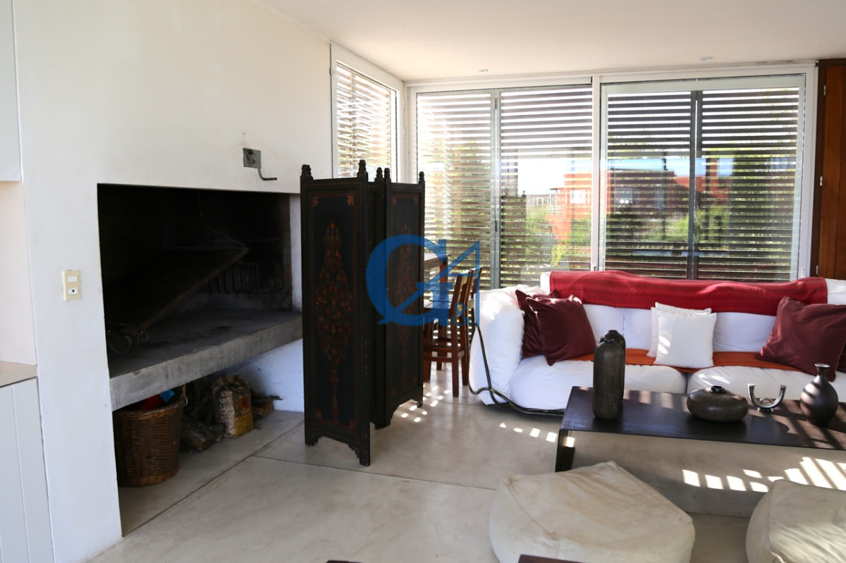 Casa ID.1989 - Casa en Manantiales, Punta Piedras