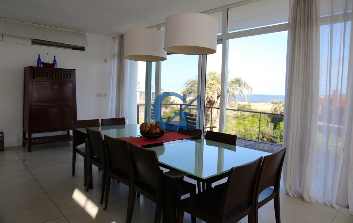 Casa ID.1989 - Casa en Manantiales, Punta Piedras