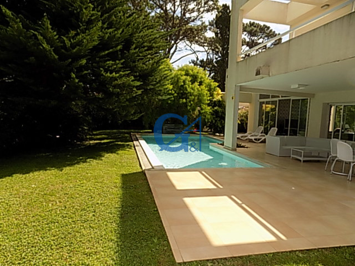 Casa ID.2021 - Casa en Punta del Este, Boulevard Park
